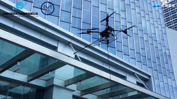 MYUAV double-corded high-altitude cleaning UAV lights up the "urban skyline" of Shenzhen Chuangzhi Yuncheng, setting a new paradigm for cleaning