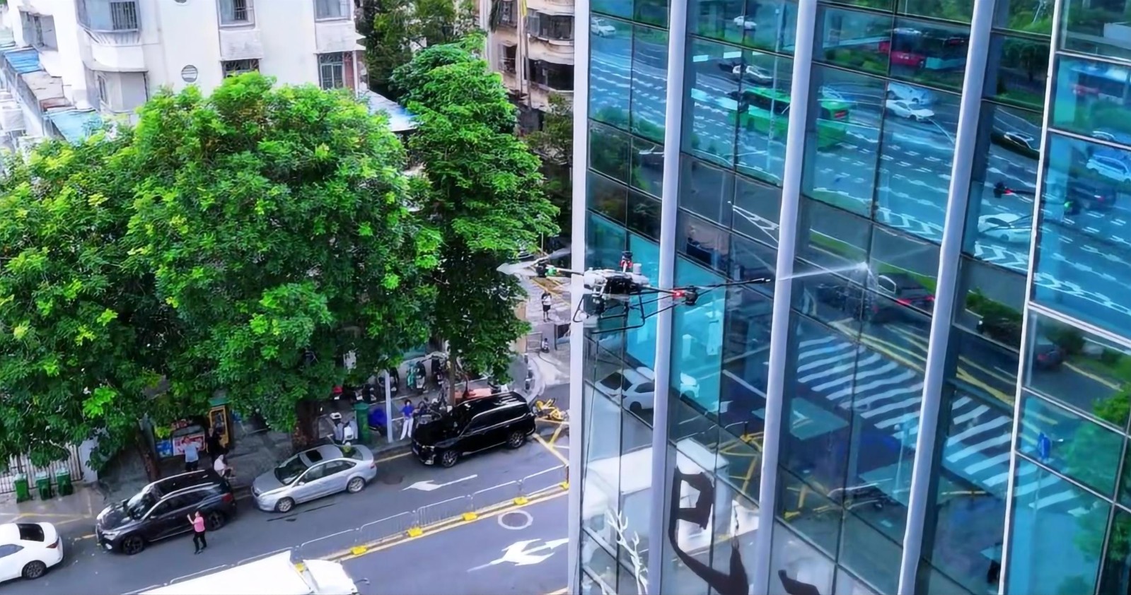 17606948993315.jpg 10月16日(3)-封面.jpg